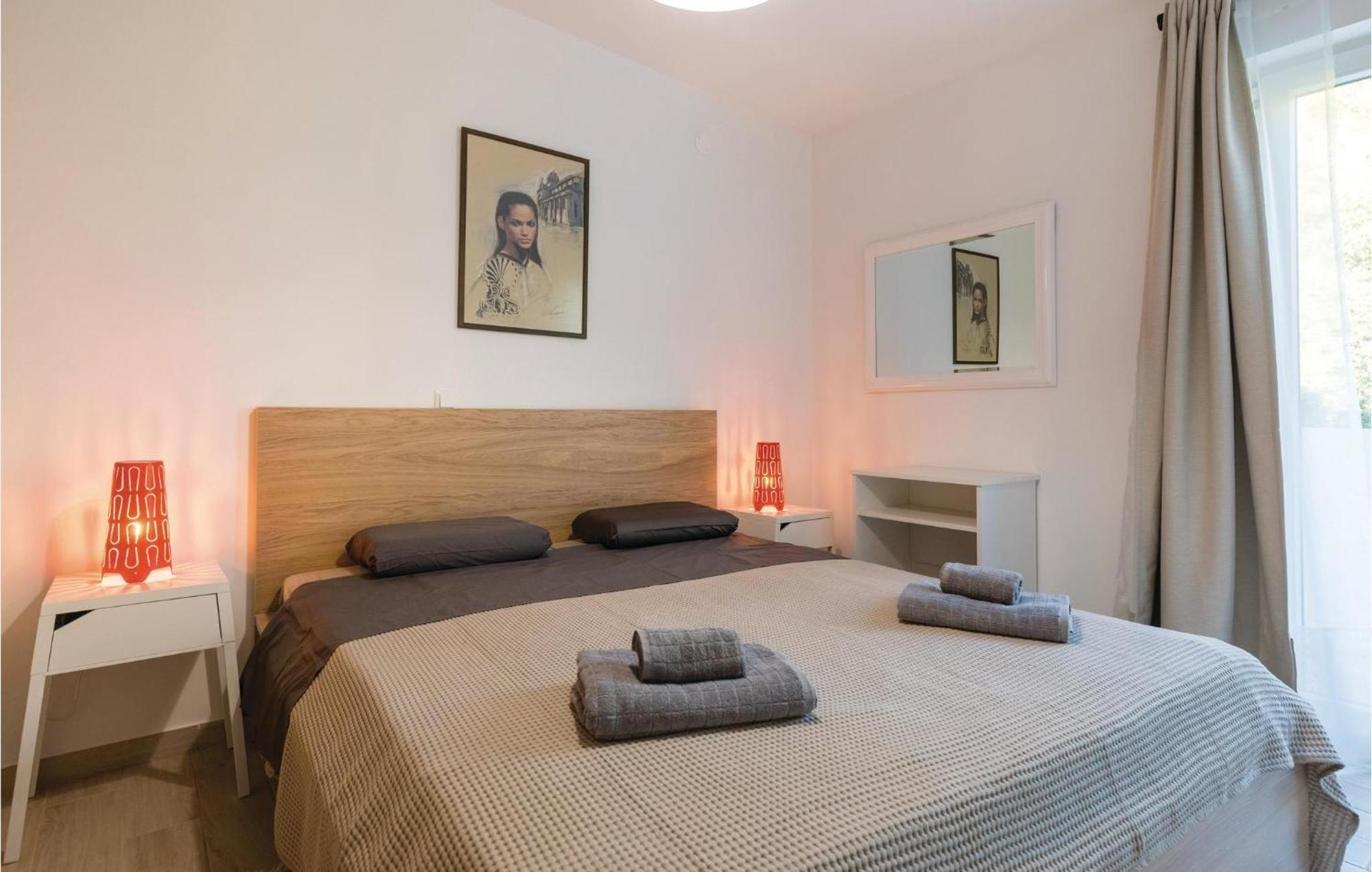 Awesome Apartment In Blace With House Sea View Exterior foto