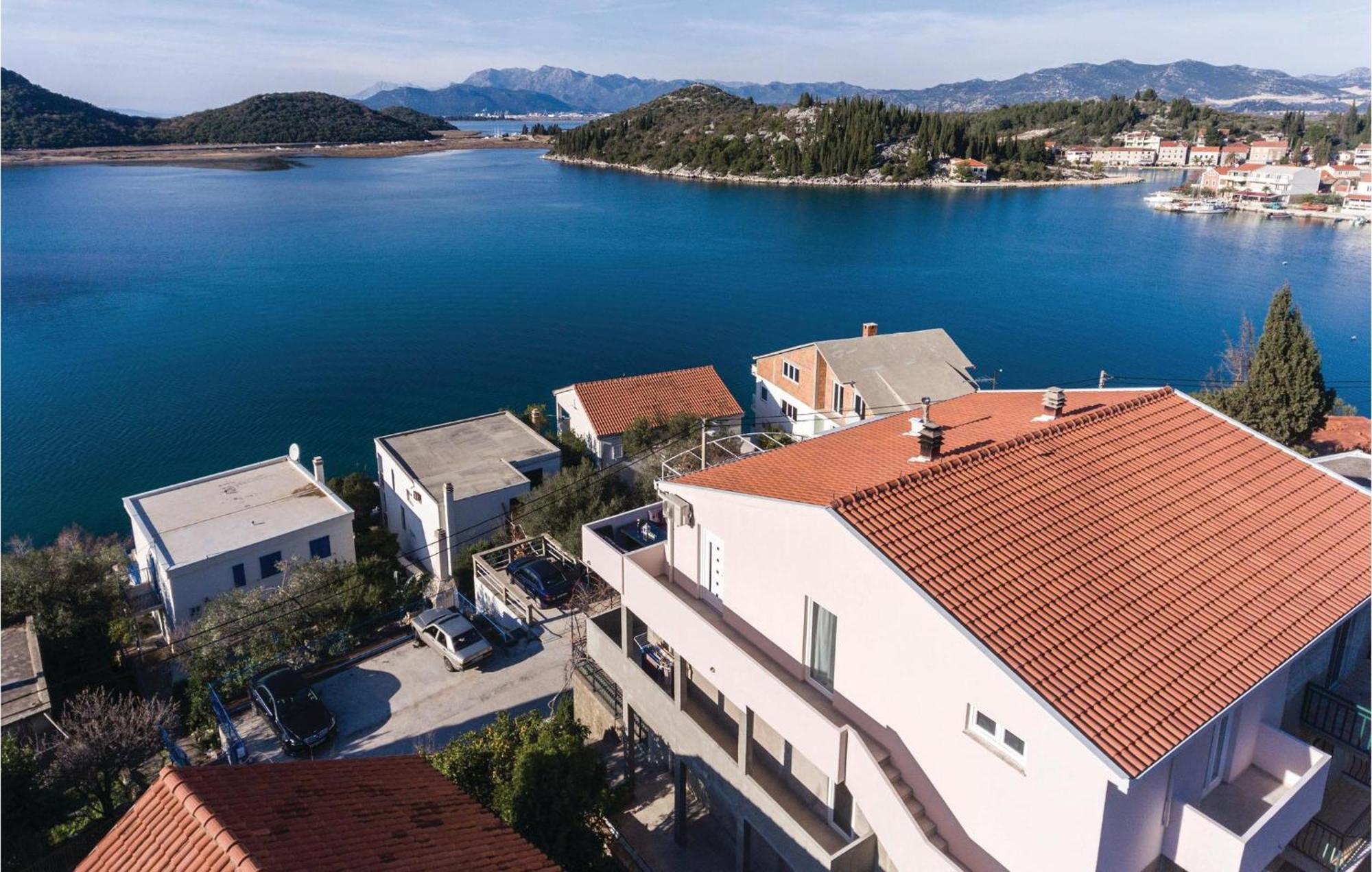 Awesome Apartment In Blace With House Sea View Exterior foto